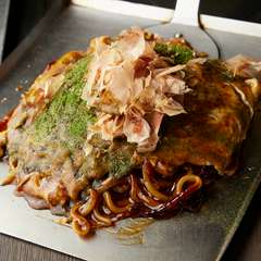 ソースにもこだわった本格派『広島焼き』