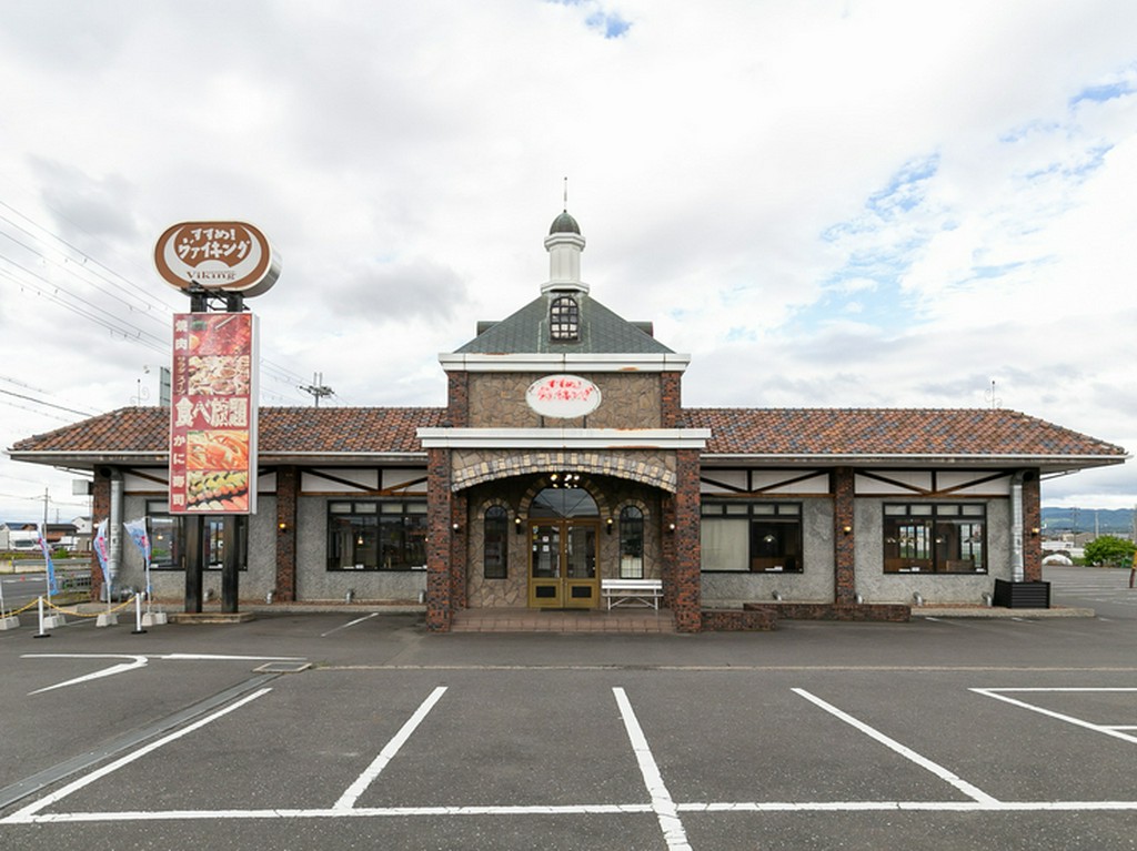 焼肉・寿司を好きなだけ！サイドメニューも食べ放題のレストラン