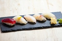 5貫　1500円／10貫　2900円

◆単品　250円～
