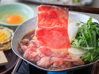 3種類の牛肉をご用意しました。お好みに合わせてお選び下さい。
◆霜降り国産牛（100g）3,980円
◆国産牛（100g）2,980円
◆特選牛（100g） 1,980円

草薙橋本おぼろ豆腐　自家製漬物　味噌汁　炊き立て羽釜飯　甘味