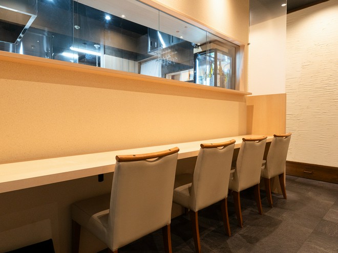 カウンター席がある