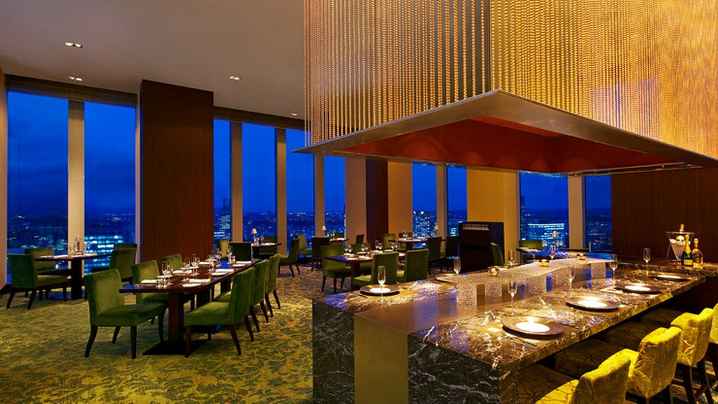 一皿ごとに高まる期待、品格が香る美食の舞台