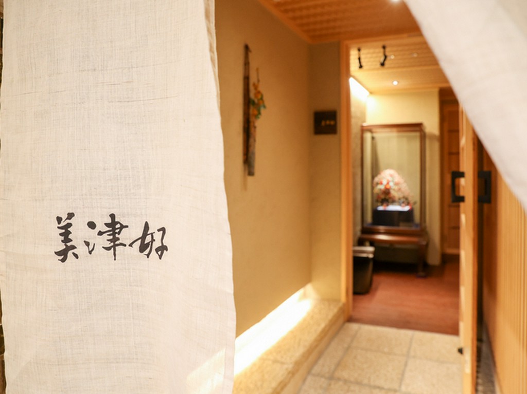 大切な接待や会食にもふさわしい空間