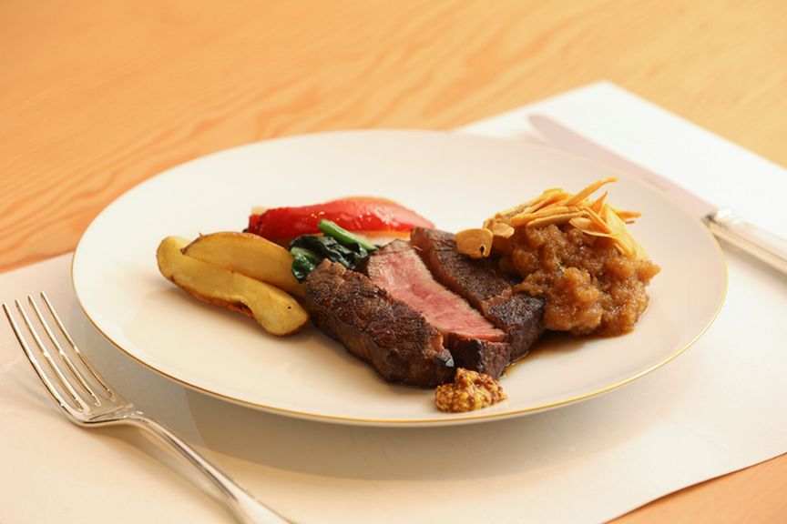 牛さしみあぶり