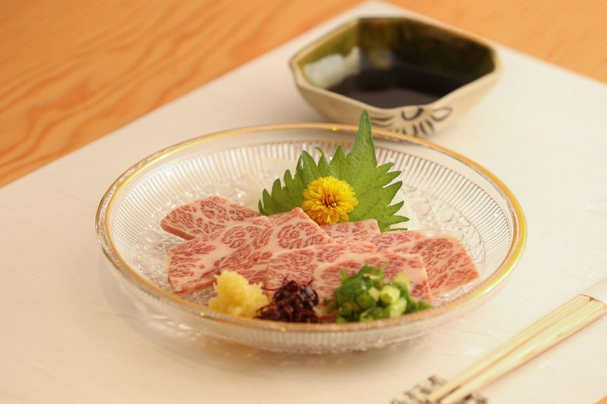 牛さしみあぶり