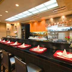 箸で食べる創作フレンチが、デートの緊張を解きほぐす