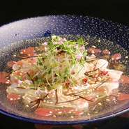 鮮魚の食感、旨みを活かし食欲をそそる『オリジナルカルパッチョ』