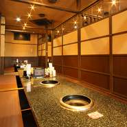 【掘りごたつ】ファミリーも安心の半個室スペース。小さい子ども連れに嬉しいお座敷席。