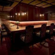 完全個室、半個室、カウンターと、様々なシーンに合わせてご利用いただけるをお席をご用意しております。
極上の神戸牛と厳選された黒毛和牛を銀座でお楽しみください。