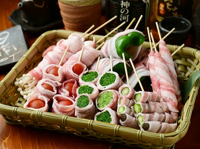 【 名物 鶏の丸焼き 】