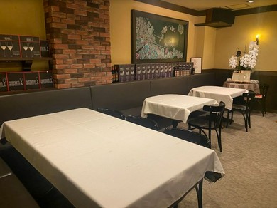 落ち着いた大人の雰囲気で二人の時間を