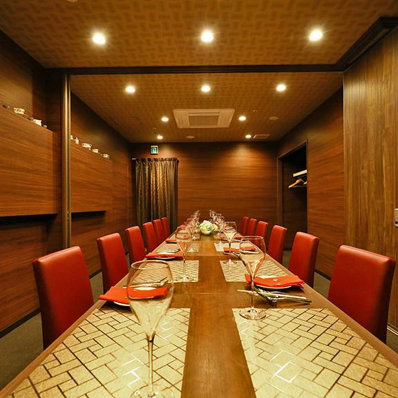 個室(9-16名様用)
