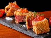 肉好きの心を奪う、とろける旨さと食感『牛ヒレ肉のカツレツ』