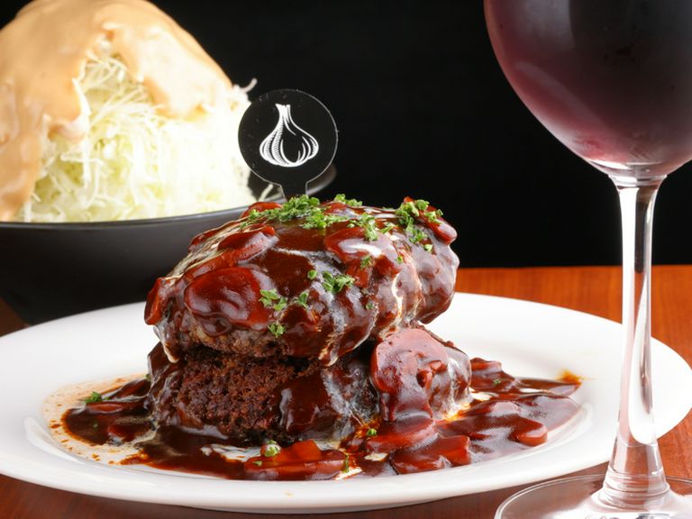 ガーリックドレッシングで食べるサラダも絶品