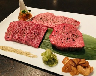 極上の厳選黒毛和牛