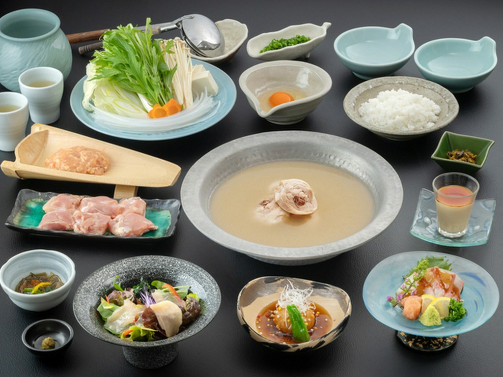 こだわりの鶏を味わう一鍋は、大切な席にも最適