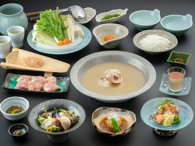 こだわりの鶏を味わう一鍋は、大切な席にも最適