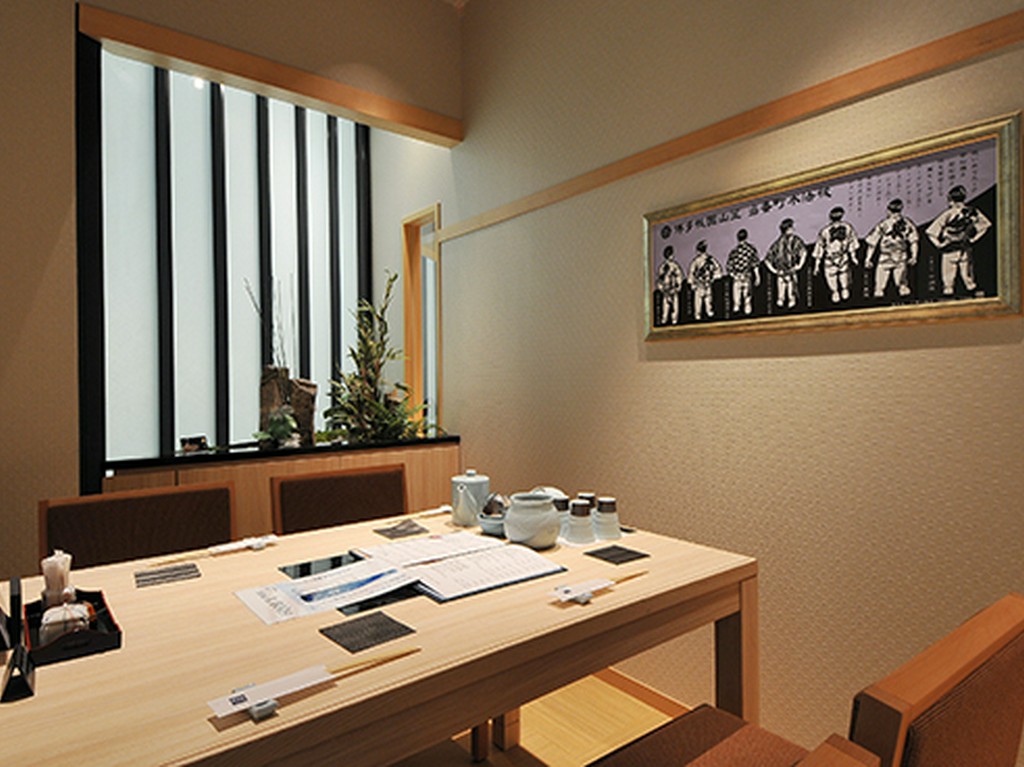 各種宴会に。団体利用に最適なスペースも完備