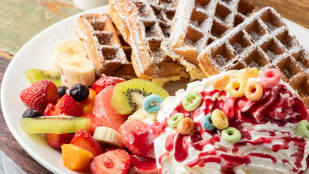 女性同士で、心温まる会話と笑顔で満ちたひとときを