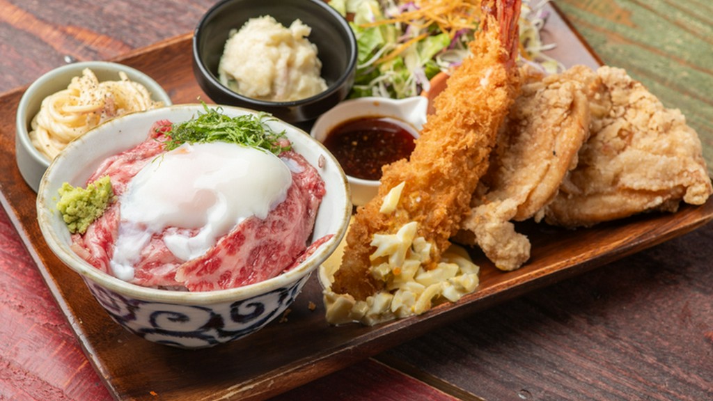 ロスビからあげエビフライプレート