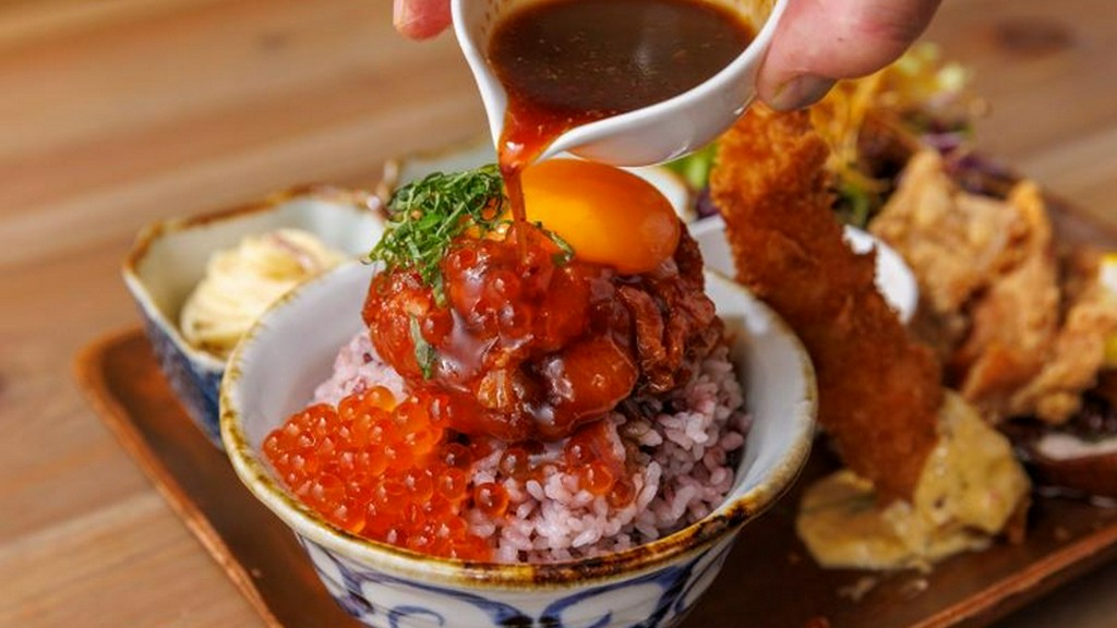 ロスビからあげエビフライプレート