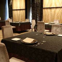 普段使いからパーティーまで。会話が弾む、楽しい食事時間