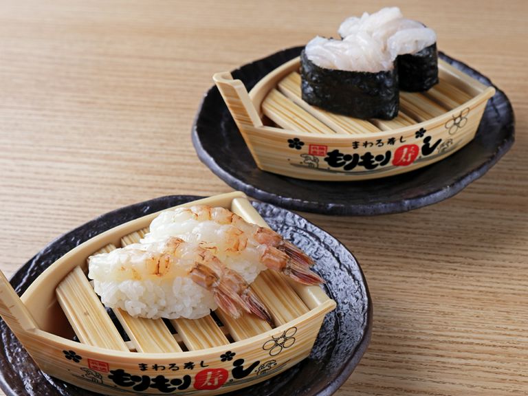 能登・輪島・金沢より毎日届く新鮮な魚介類がネタの中心!