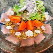 その日仕入れした新鮮なお魚でお作りしています。仕入れによりお値段が変わります。