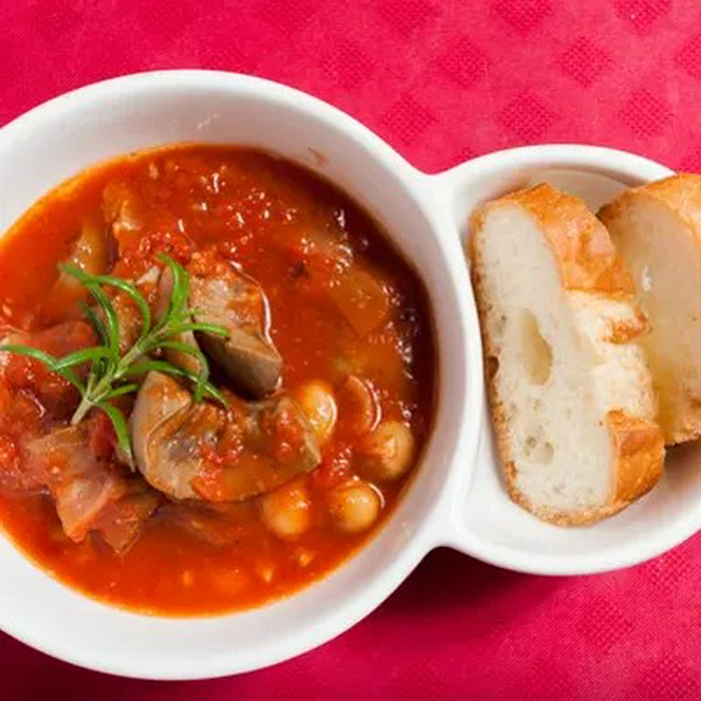 トリッパと4種豆のトマト煮