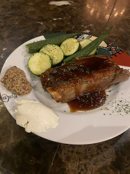 スペアリブ〜自家製BBQソース〜