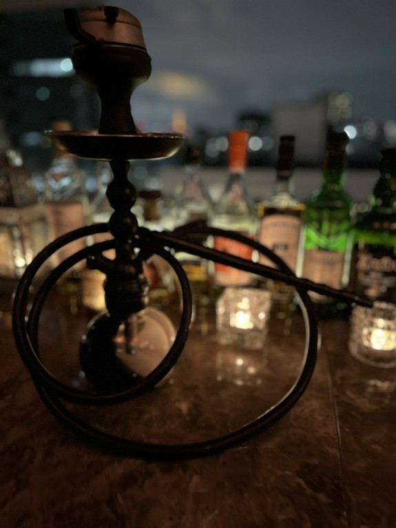 BARフロアではシーシャご利用いただけます。
