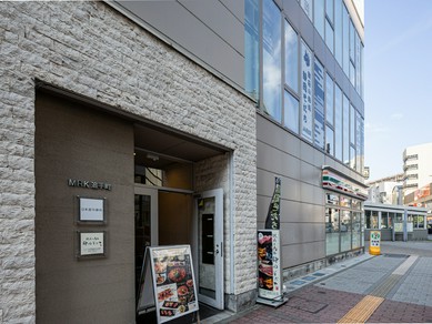 最大8名様まで利用可能、リラックスしてくつろげる完全個室