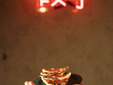 女性に優しい、心が躍る一口餃子を食べ比べ