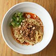 ヴィーガンに贈る、食事の〆にぜひオーダーしたい『ヴィーガン汁なし担々麺』