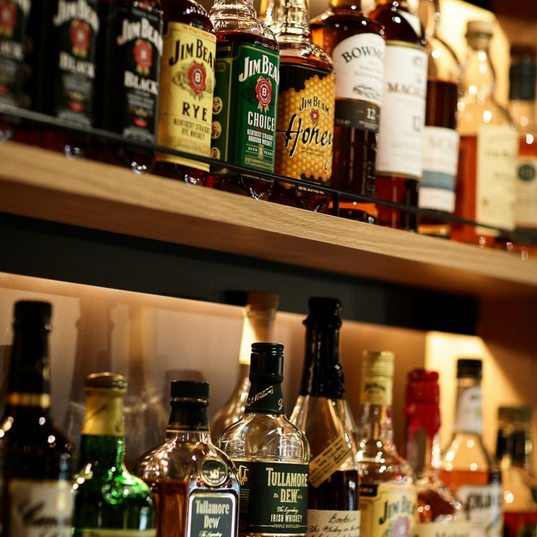 最高品質のハイボールを気軽に楽しめるBAR