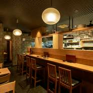 自分だけの時間を大切にしたい方や、ちょっとした気分転換においしい和食を食べたい方にオススメ。おばんざいは一人呑みにぴったりのサイズで、いろいろな料理をあれもこれもと楽しむことができます。