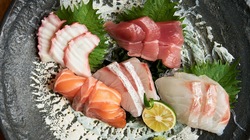 全体のバランスが良く、魚そのもののおいしさを味わう『お造り盛り合わせ』