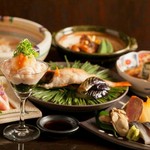 量にも質にもこだわった贅沢コースです！飲み放題は日本酒10種以上含むゆったり飲める180分制です。