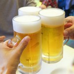 料理は当日アラカルトでオーダーできるから、0次会や二次会、お酒をメインで楽しみたい方におすすめ。ビールからハイボール、本格焼酎、サワー、カクテル、日本酒など全40種の品ぞろえ！