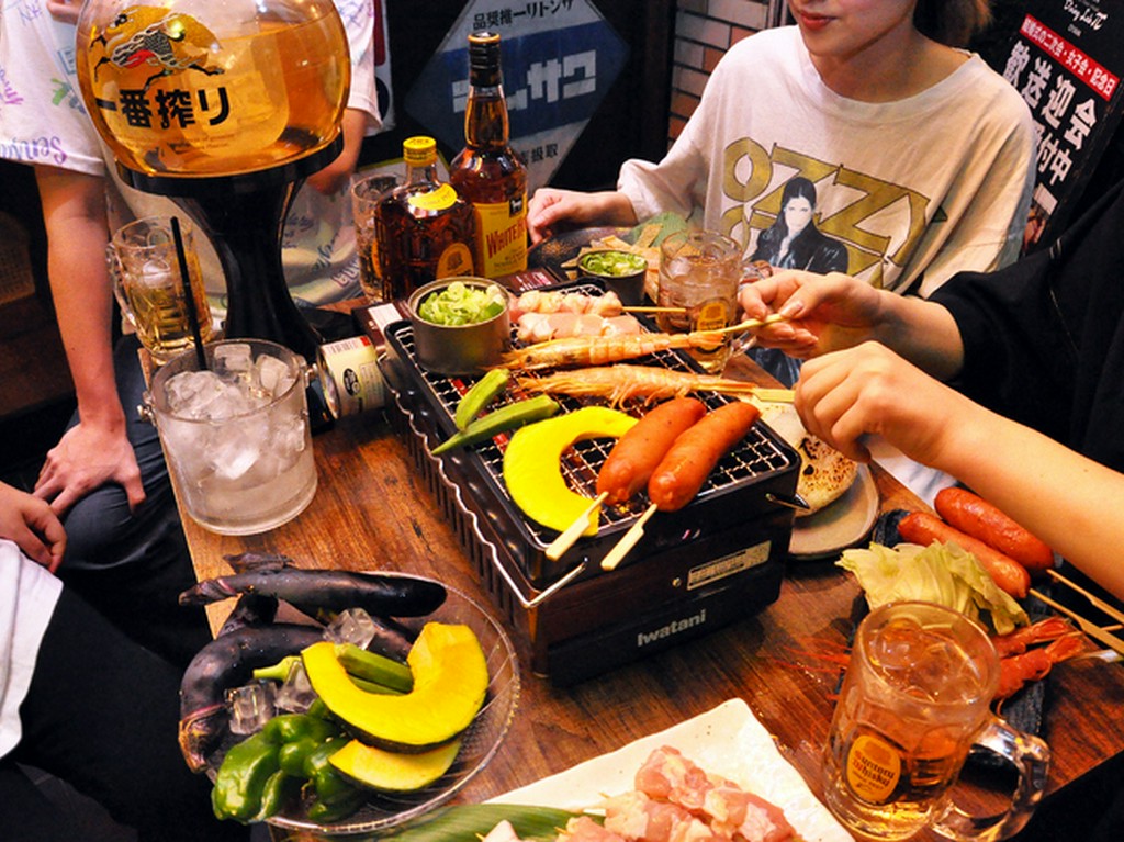 各種ご宴会に人気の飲み放題付コース。