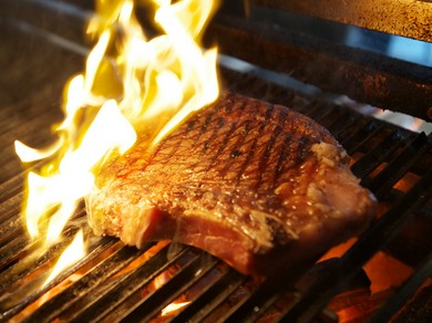 記憶に残る食事のシーンを演出！接待や会食にも