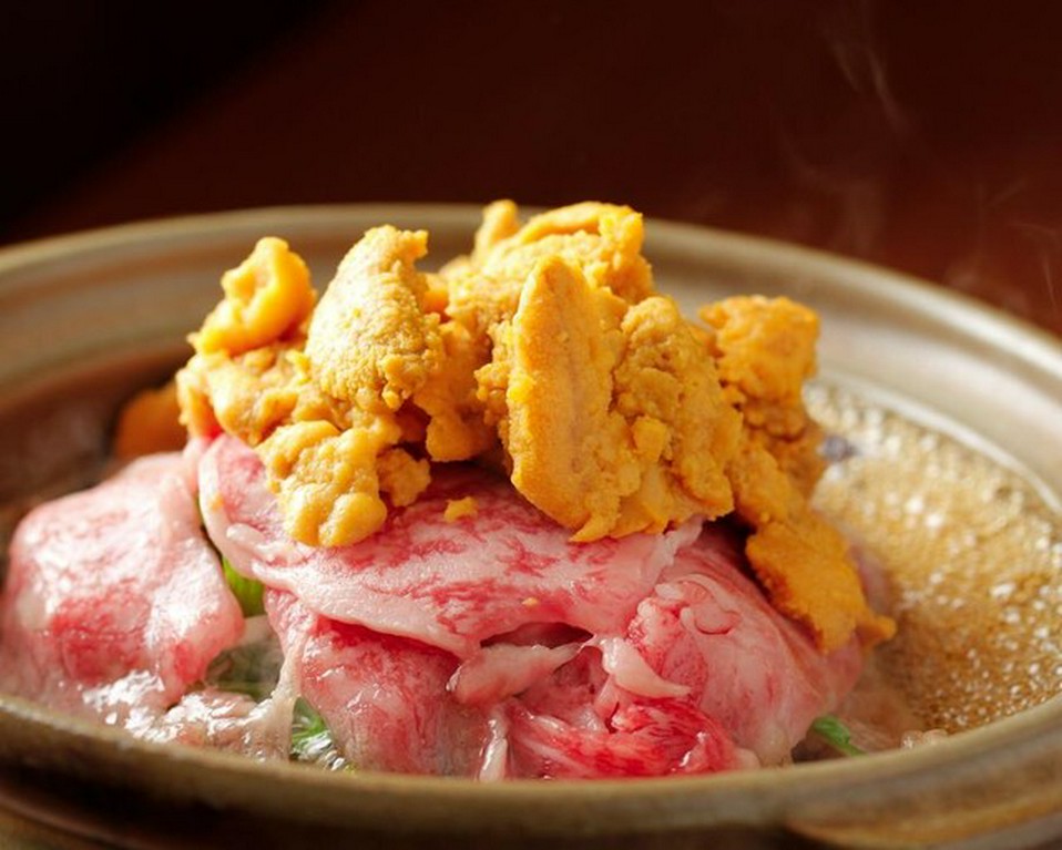  A5和牛と雲丹のすき焼き