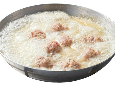 自家製鶏スープ　土佐鴨生つくね鍋　※ご注文は2人前から承ります。