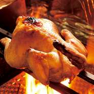 こだわりの国産鶏に10種類のスパイスを独自にブレンドした秘伝の味付で仕上げております。テイクアウトもご用意しております。店舗までお問合せ下さい。