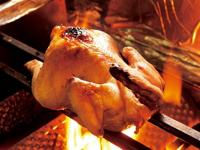 【名物】是非ご賞味頂きたい自慢の逸品”鶏の丸焼き”