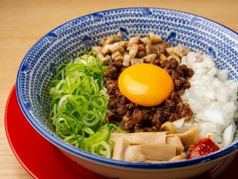 具だくさんでしっかりとした食べごたえ『まぜそば』