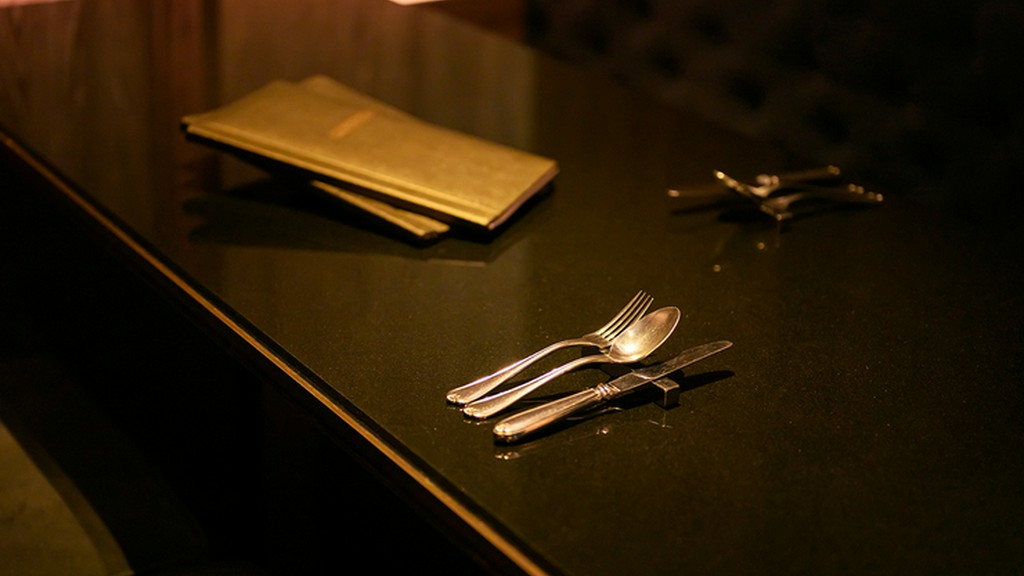 大切な方と過ごす特別な日。モダンでスタイリッシュな個室