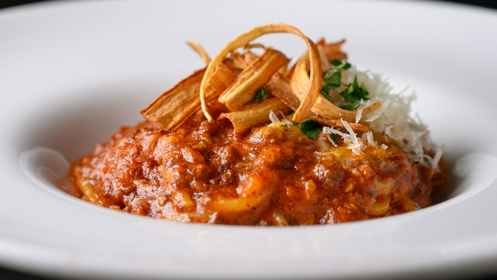 肉の旨みを存分に楽しめる『極上佐賀牛のボロネーゼ』