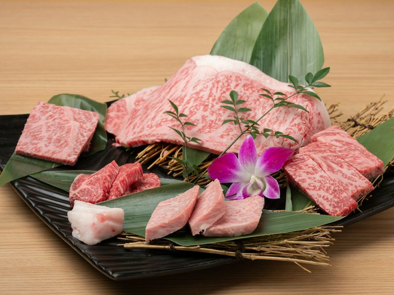 彩々　黒毛和牛特選五種盛り合わせ（2〜3人前／約330ｇ）