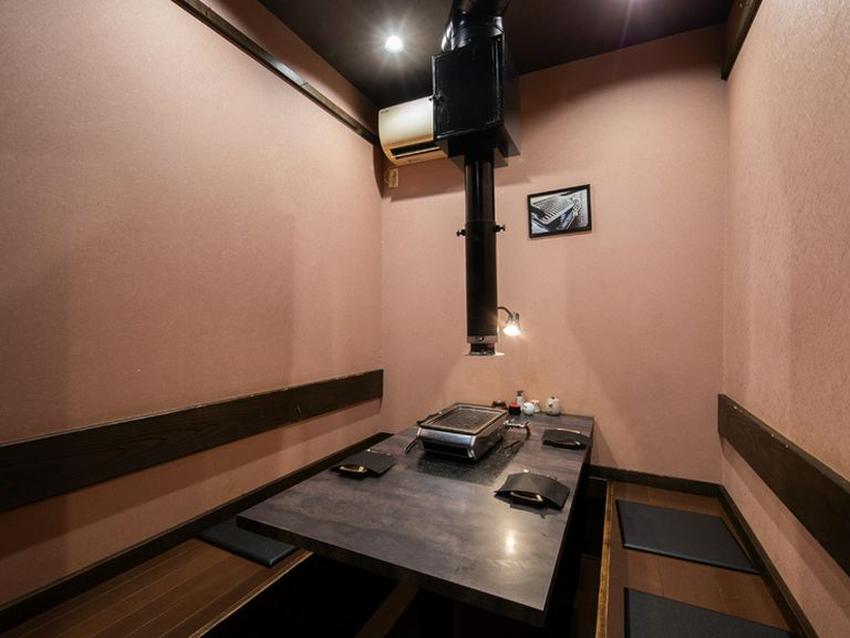 個室でのリラックスした雰囲気の中、おいしい時間を満喫